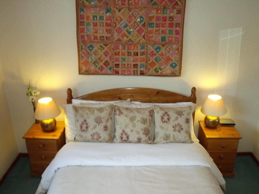 Home From Home Bed And Breakfast CBG エクステリア 写真