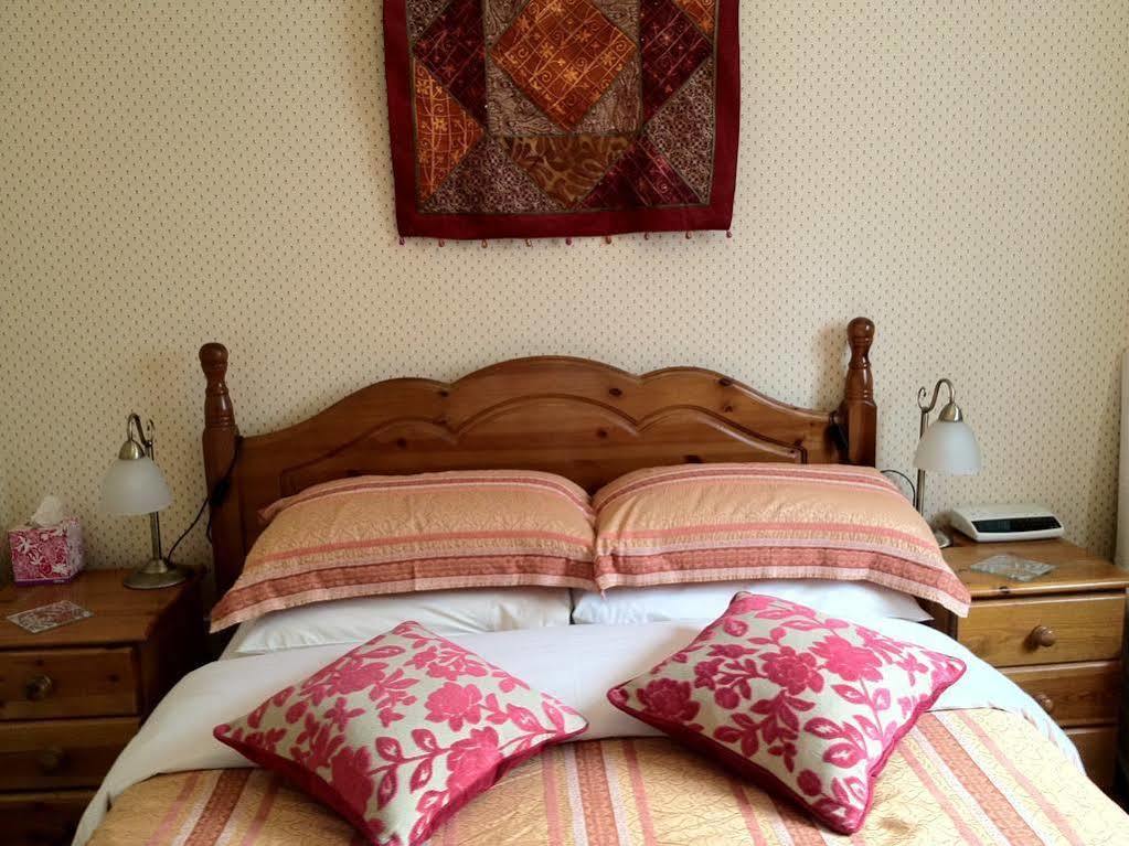 Home From Home Bed And Breakfast CBG エクステリア 写真